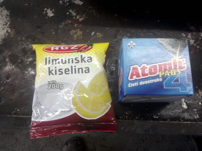 kiselinu ukradite "Dok-u" (to Zagorci dodavaju u vino zbog kiseliša, a vunicu poplašite "boljoj polovici" s tim čisti peć