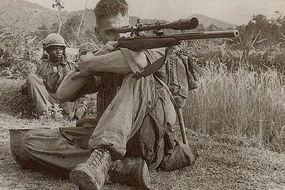 carlos-hathcock-sniper.jpg
