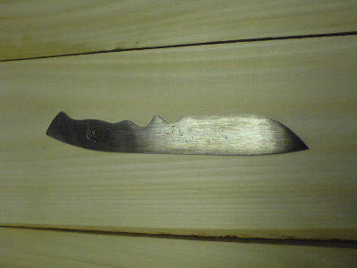 sve u svemu, ostalo je vrlo malo dubokog pitinga... ja bi bio zadovoljniji i sa vise pitinga ali on je inzistirao, htjeo je jos skidati ("PA IMAS DOSTA DEBLJINE") ali nisam htjeo vise stanjivati noz...