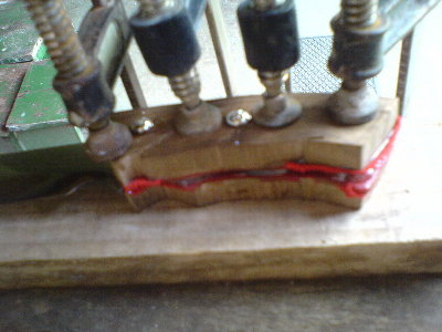 jos jedan par ruku bi zlata vrijedio dok sam ovo slagao... ako ne par ruku onda barem neko ljepilo koje se sporije steze... barem ono od 30min... a ne ovo od 5min...