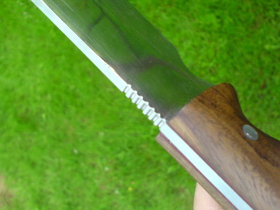 7 komada... nakon sto su zarezi bili dobro naznaceni sa naostrenom turpijom obradio sam ih sa obicnom trokutastom i jos malo s preklopljenim komadicem finog smirgla...