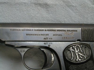 iza natpisa se vide utisnut austro-ugarski žigovi